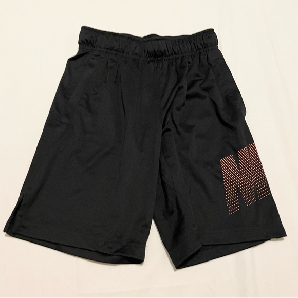 Nike Dri Fit Kids Shorts Boys XS Activewear - Picture 1 of 12